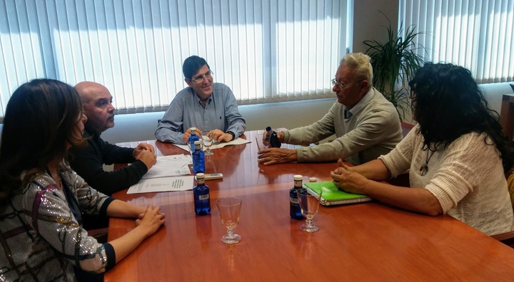 El consejero de Salud se reúne con la Asociación de Parkinson de la comarca de Cartagena