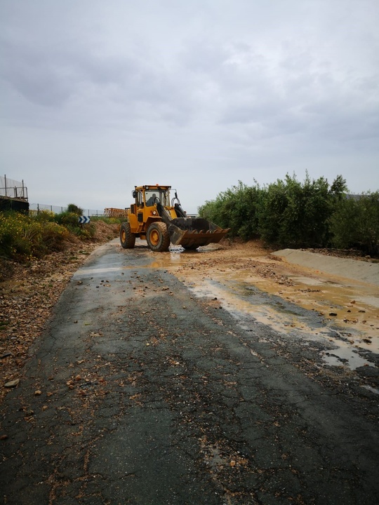 Trabajos de limpieza de la RM-26 (Balsicas-Los Alcázares) (2)