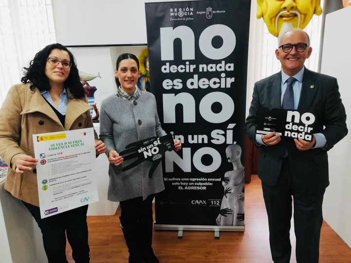 La Comunidad distribuye carteles y folletos sobre cómo actuar ante una agresión o abuso sexual
