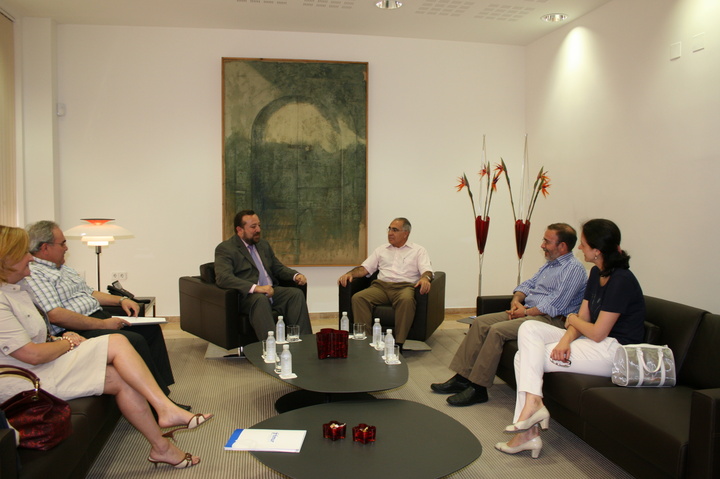 De Heras recibe a la junta directiva de TIMUR