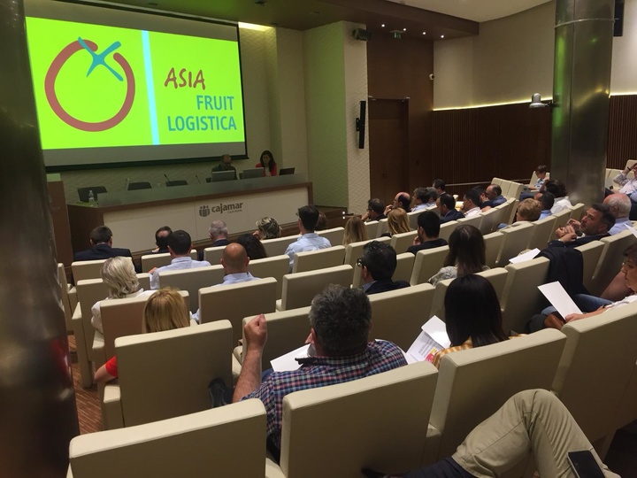 Más de un centenar de empresas de la Región exportaron sus productos hortofrutícolas el pasado año al mercado asiático por 27,4 millones de euros