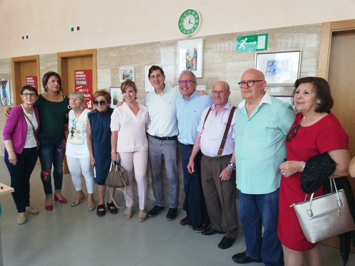 El consejero de Salud asiste al encuentro regional de afectados de párkinson y familiares