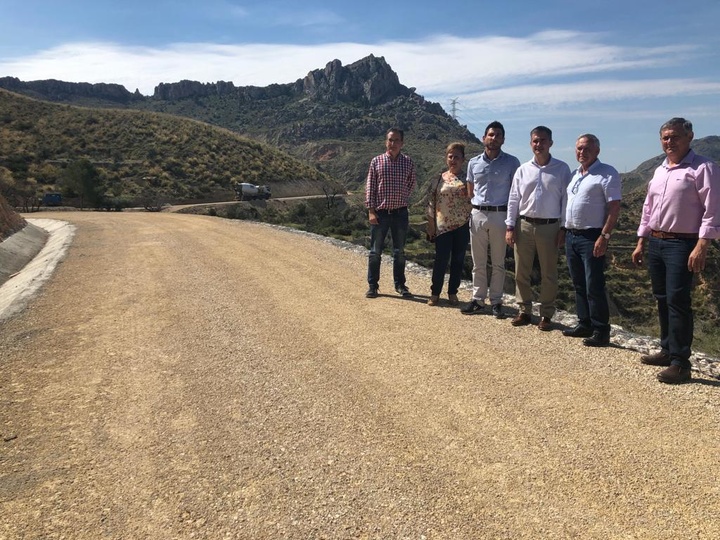 Del Amor visita el camino rural de La Siberia, en Ojós