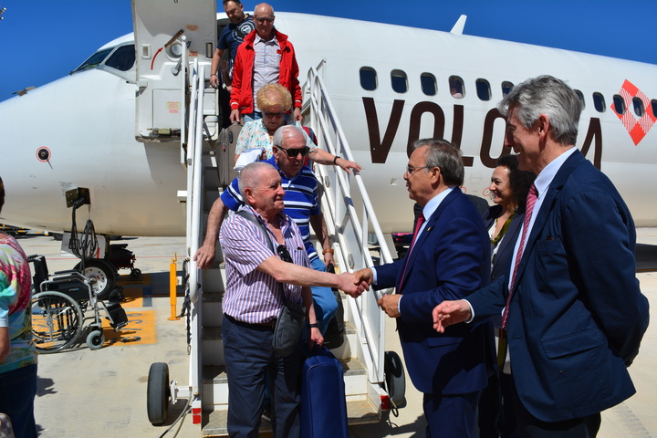 Primer vuelo del enlace aéreo Murcia-Asturias (1)