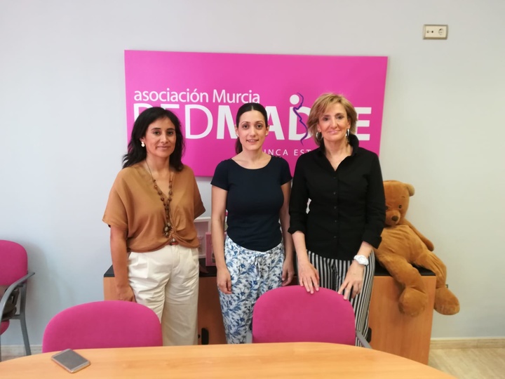 Visita a la sede de la Asociación Red Madre