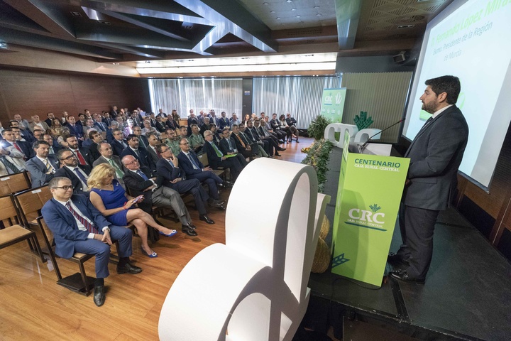 López Miras preside el acto conmemorativo del centenario de Caja Rural Central