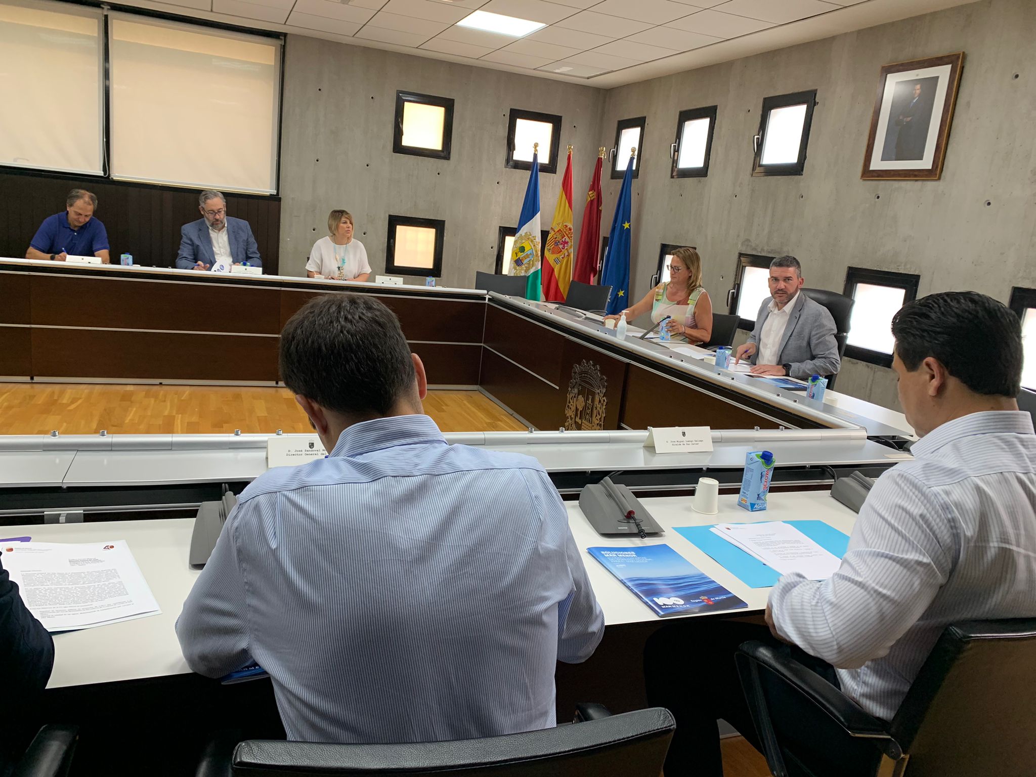 El consejero Antonio Luengo presidió la reunión del Foro Interadministrativo celebrada en el Ayuntamiento de San Pedro del Pinatar.