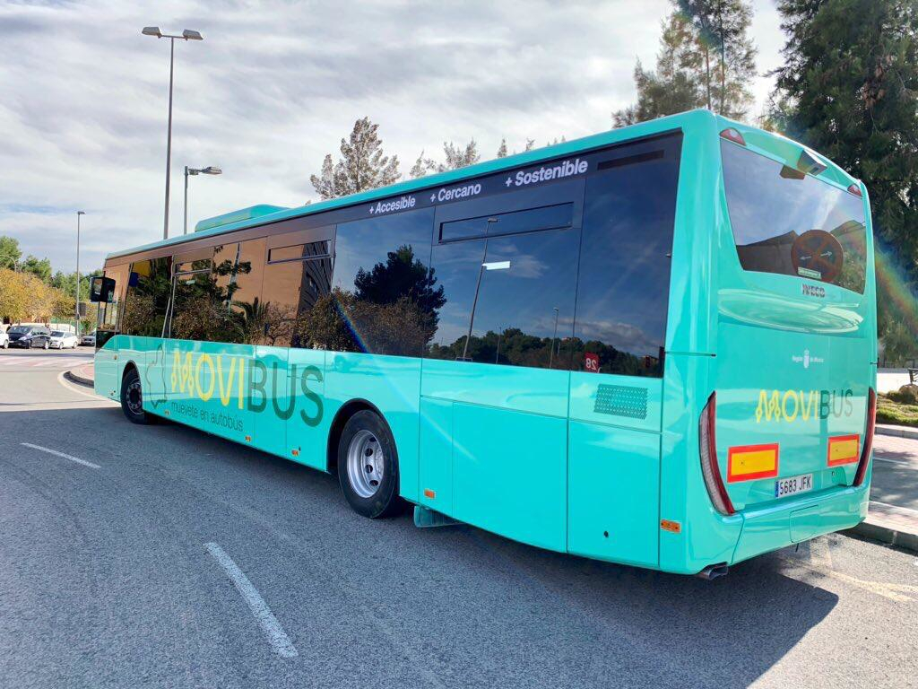 Autobús de una línea interurbana de Movibus