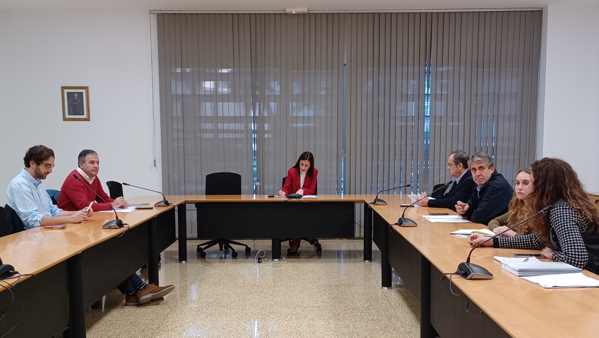 Reunión de la directora general de Agricultura, Industria Alimentaria y Cooperativismo Agrario, María Remedios García, con los representantes de Agrupal, Proexport, Apoexpa, Fecoam y Asemuplast