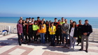 La directora general de Movilidad y Litoral, Marina Munuera, junto con los alumnos de los cursos de Auxiliar de Cocina y Socorrismo enmarcados en...