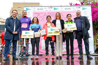 Isabel Franco entrega el primer premio de la 7ª Carrera de la Mujer del Diario La Opinión