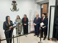 La consejera de Turismo, Cultura, Juventud y Deportes, Carmen Conesa, en el acto inaugural del nuevo espacio expositivo de la Cofradía California