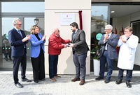 L&oacute;pez Miras inaugura el nuevo edificio de Atenci&oacute;n Primaria del Centro de Salud Barrio de Peral