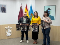 La directora general de Competitividad y Calidad Turísticas, Eva Reverte, presenta la yincana turística digital 'La visita del marqués'.