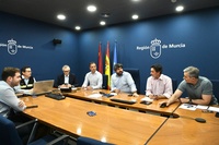 López Miras preside el Gabinete de Crisis en el Centro de Coordinación de Emergencias de la Región de Murcia ante el apagón eléctrico