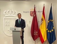 El consejero Portavoz, Marcos Ortuño, durante la rueda de prensa posterior al Consejo de Gobiernno