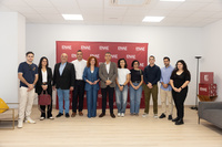 La directora general del Servicio de Empleo y Formación (SEF), junto con el director general de ENAE, Miguel López y el responsable de empleo de ...