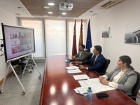 El consejero de Fomento e Infraestructuras, Jorge García Montoro, junto al secretario general, José Francisco Lajara, y la directora general de Vivienda,...