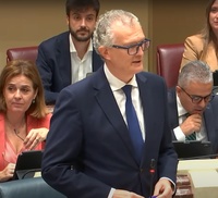 El consejero de Salud, Juan José Pedreño, intervino hoy en la sesión plenaria de la Asamblea Regional.