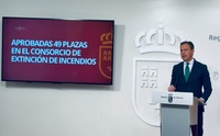 El consejero de Presidencia, Portavoc&iacute;a, Acci&oacute;n Exterior y Emergencias, Marcos Ortu&ntilde;o, inform&oacute; sobre la oferta de empleo del CEIS en la rueda de ...