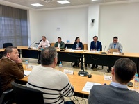 La consejera Sara Rubira y el consejero Jorge Garc&iacute;a Montoro, durante la reuni&oacute;n mantenida con representantes de las Cofrad&iacute;as de Pescadores de la...