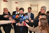 L&oacute;pez Miras anuncia la ampliaci&oacute;n de la vacunaci&oacute;n frente al papiloma humano a los institutos para llegar a los varones nacidos en 2008 y 2010