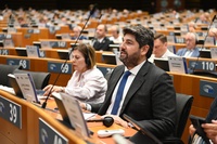 L&oacute;pez Miras, en el pleno del Comit&eacute; de las Regiones (2)