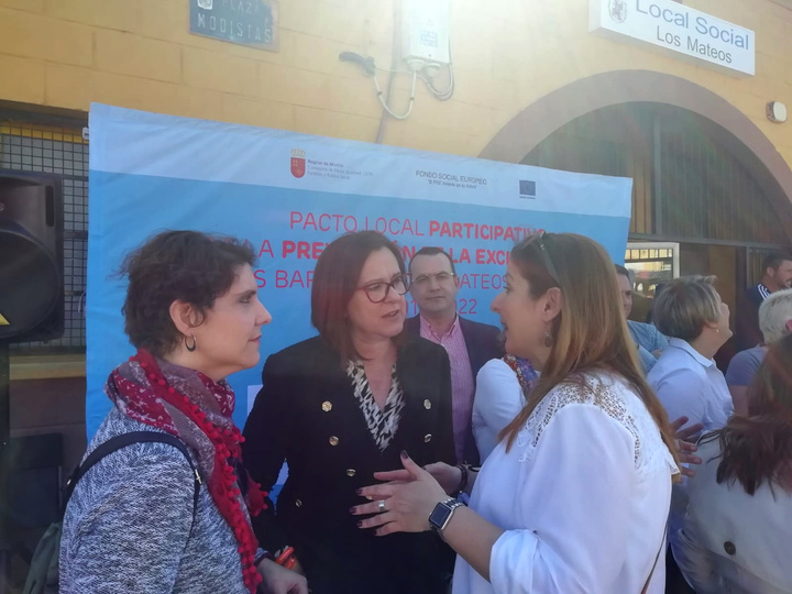 La vicepresidenta y consejera de Mujer, Igualdad, LGTBI, Familias y Política Social, Isabel Franco, participó hoy en la jornada del Pacto Local Participativo celebrada en Los Mateos (3)