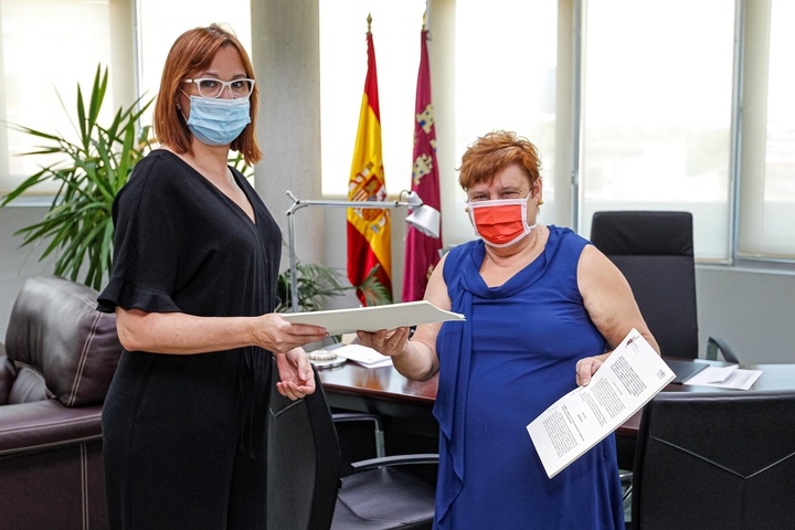 La Consejería de Política Social dota a Famdif con 520.000 euros para el mantenimiento de sus actividades y servicios