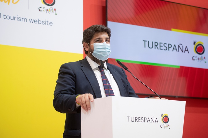 El presidente de la Comunidad, Fernando López Miras, presenta en Feria Internacional de Turismo el proyecto Región de Murcia, Capital Española de la Gastronomía/3