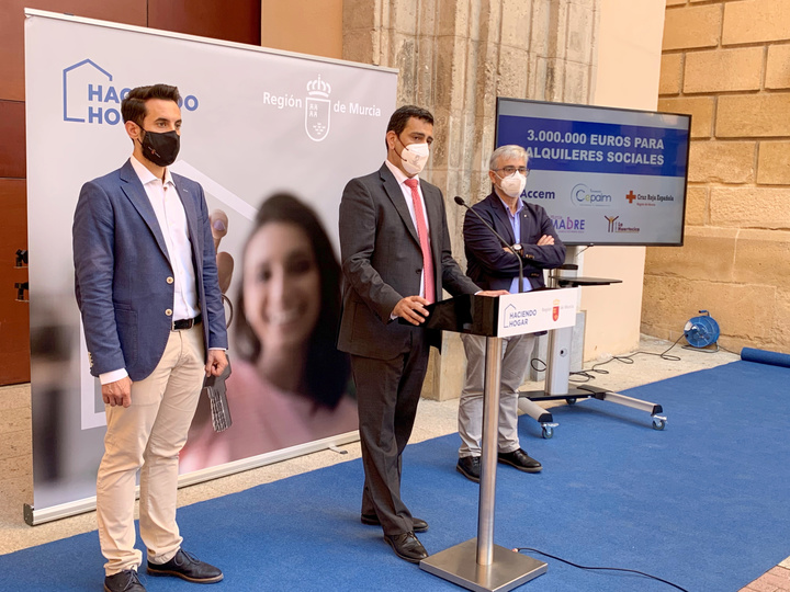 Presentación de las ayudas de hogar en las que colaboran las organizaciones sin ánimo de lucro Cruz Roja, Cepaim, La Huertecica, Accem y Red Madre