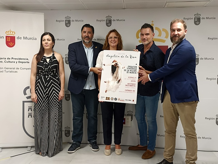 Isabel Franco participa en la presentación del concierto de la soprano Angélica de la Riva