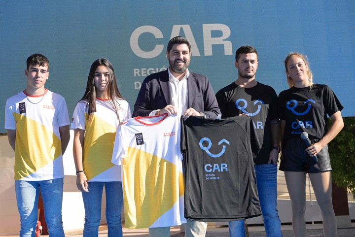 El jefe del Ejecutivo regional, Fernando López Miras, presidió hoy el acto de presentación de los Programas Deportivos del Centro de Alto Rendimiento (CAR) de la Región de Murcia (2)