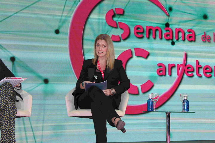 La directora general de Carreteras, María Casajús, durante su participación en el congreso nacional de la '32 Semana de la Carretera', celebrada en Madrid (1)