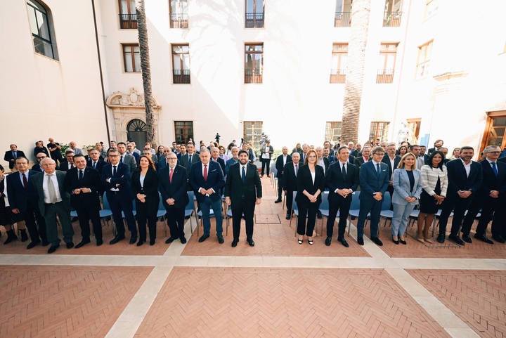 López Miras preside el acto con motivo del 44 aniversario del trasvase Tajo Segura (3)