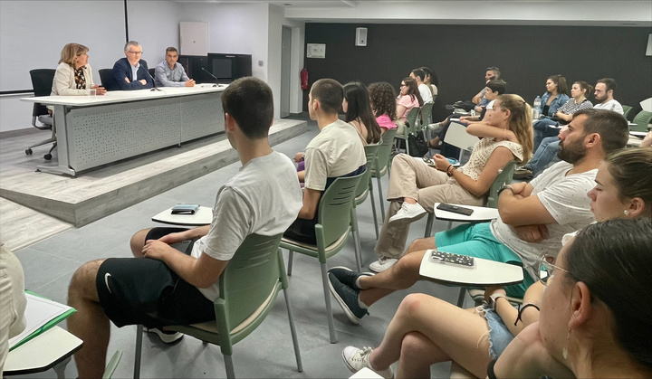 El consejero de Salud clausura en Lorca el II Congreso 'Diabetes y Juventud' organizado por la Federación Española de Diabetes