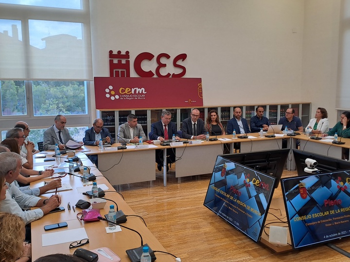 El Consejo Escolar de la Región de Murcia inicia su actividad correspondiente al curso 2023-2024