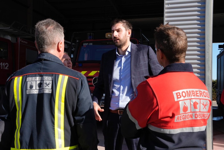 Inauguración del parque de bomberos de Mula.