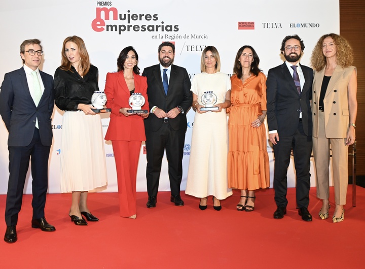 López Miras: "El crecimiento de la Región de Murcia tiene nombre femenino"