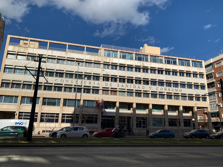 Salud recomienda minimizar las salidas de las personas con patología respiratoria