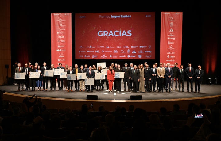 López Miras clausura los Premios Importantes 2024 de La Opinión y resalta que los galardonados "inspiran a otros a seguir su camino"