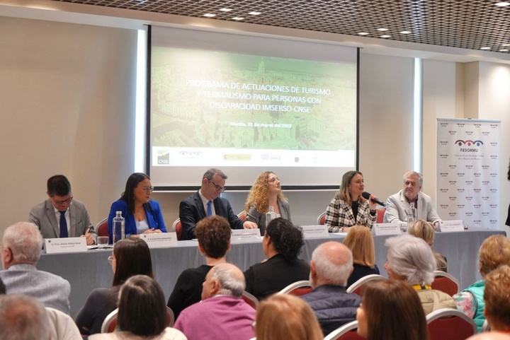 La consejera de Política Social resalta que "si somos conscientes de que la diversidad también forma parte de la sociedad, la inclusión ya no será un reto, sino una realidad"