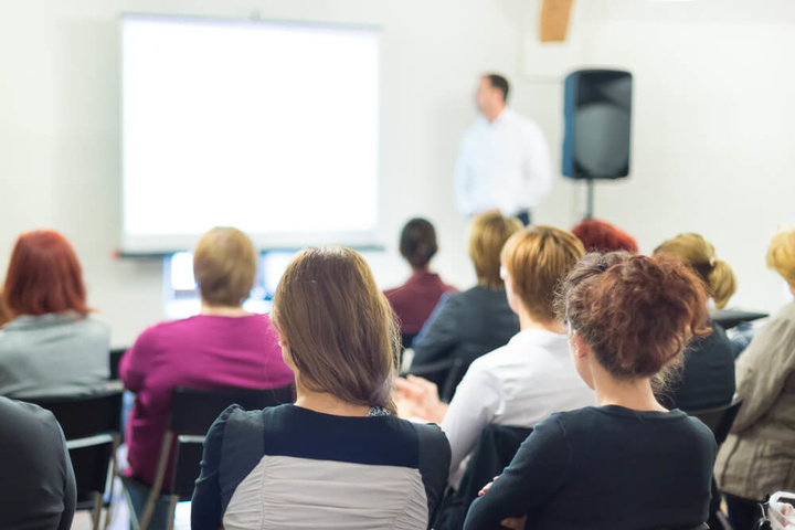 El SEF ofrece en mayo 452 cursos de formación.