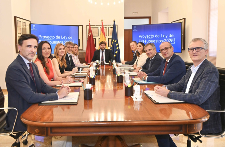 El Consejo de Gobierno aprobó hoy el proyecto de Ley de Presupuestos Generales de la Comunidad, que alcanza los 6.725,8 millones de euros