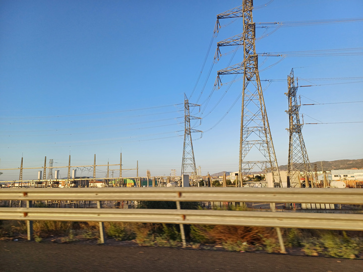 Infraestructura de transporte eléctrico en la Región.