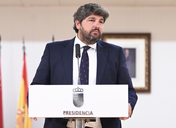 López Miras anuncia la Estrategia 'Región de Murcia + Segura' (2)