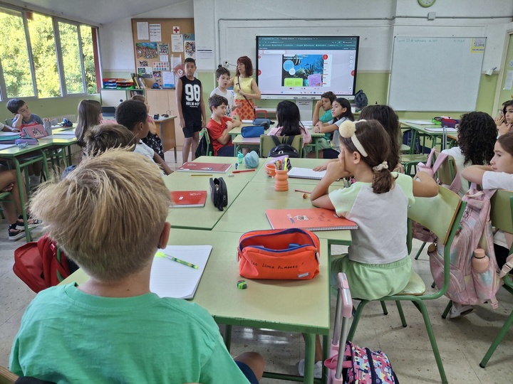 Alumnos del CEIP Santa María de Gracia (Murcia) durante una clase
