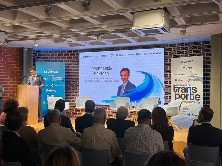 El consejero de Fomento e Infraestructuras, Jorge Garc&iacute;a Montoro, durante las VIII Jornadas Sectoriales del Transporte y la Log&iacute;stica de la Regi&oacute;n de Murcia