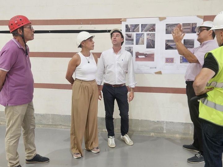 La Comunidad subvenciona con 70.000 euros la reforma del pabellón de Beniel