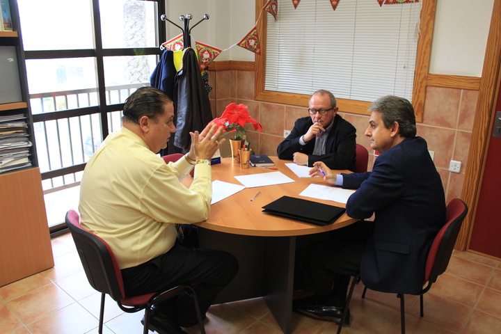 El director general de Carreteras mantuvo un encuentro con el director de la Escuela de Ingeniería de Caminos de la Universidad Católica San Antonio de Murcia para incrementar las prácticas de alumnos de la Universidad en la consejería de Fomento e Infraestructuras